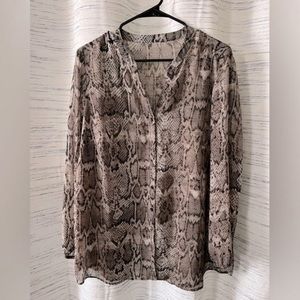 Snakeprint button down